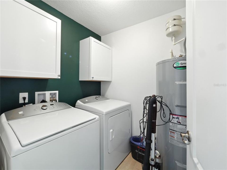 Active With Contract: $2,200 (3 beds, 3 baths, 1697 Square Feet)