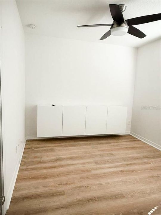 Active With Contract: $2,200 (3 beds, 3 baths, 1697 Square Feet)