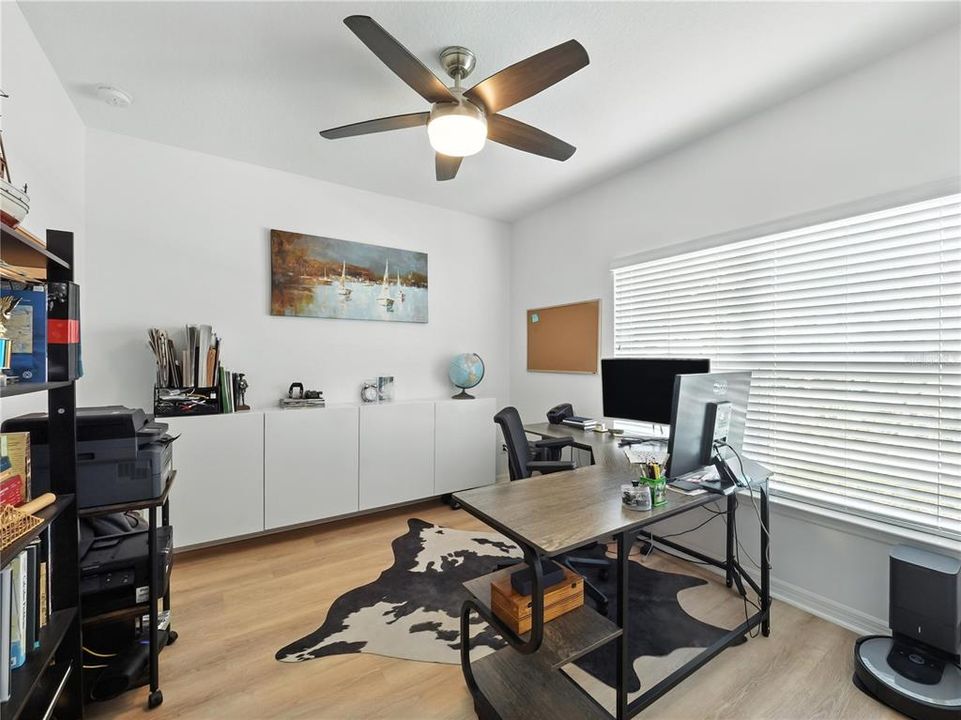 Active With Contract: $2,200 (3 beds, 3 baths, 1697 Square Feet)