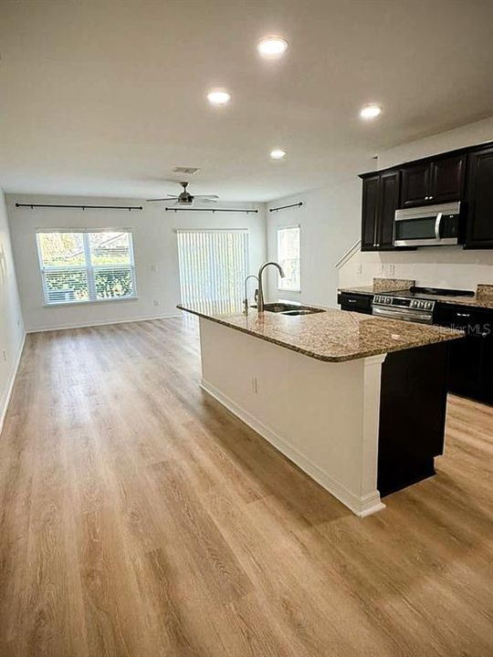 Active With Contract: $2,200 (3 beds, 3 baths, 1697 Square Feet)