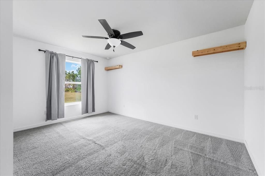 На продажу: $542,900 (3 спален, 2 ванн, 1920 Квадратных фут)