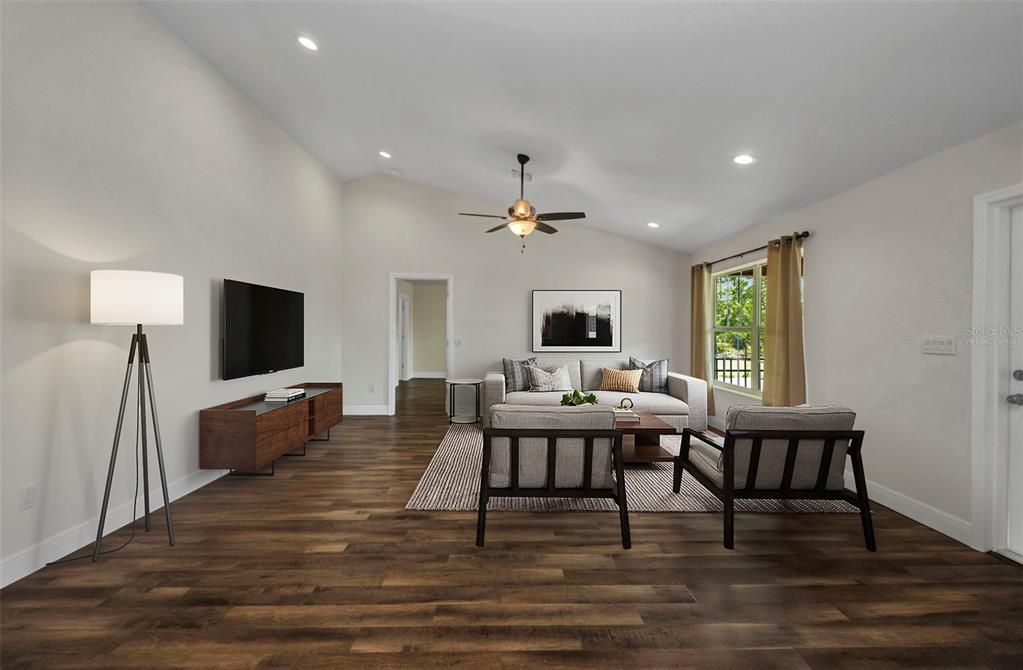 На продажу: $542,900 (3 спален, 2 ванн, 1920 Квадратных фут)