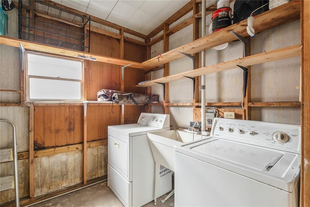 На продажу: $232,000 (2 спален, 2 ванн, 1256 Квадратных фут)