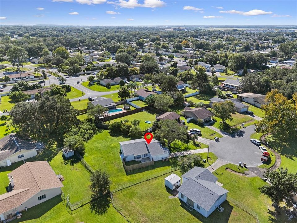 Activo con contrato: $300,000 (3 camas, 2 baños, 1216 Pies cuadrados)