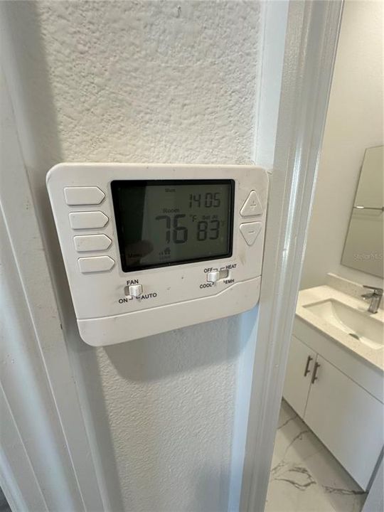 Под контрактом: $369,990 (3 спален, 2 ванн, 1778 Квадратных фут)