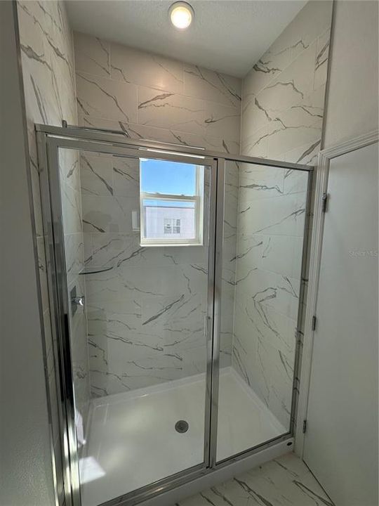 Под контрактом: $369,990 (3 спален, 2 ванн, 1778 Квадратных фут)