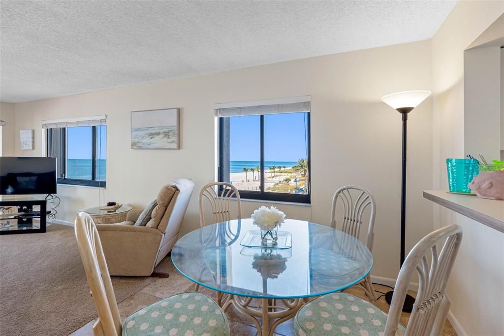 For Sale: $800,000 (2 beds, 2 baths, 1225 Square Feet)