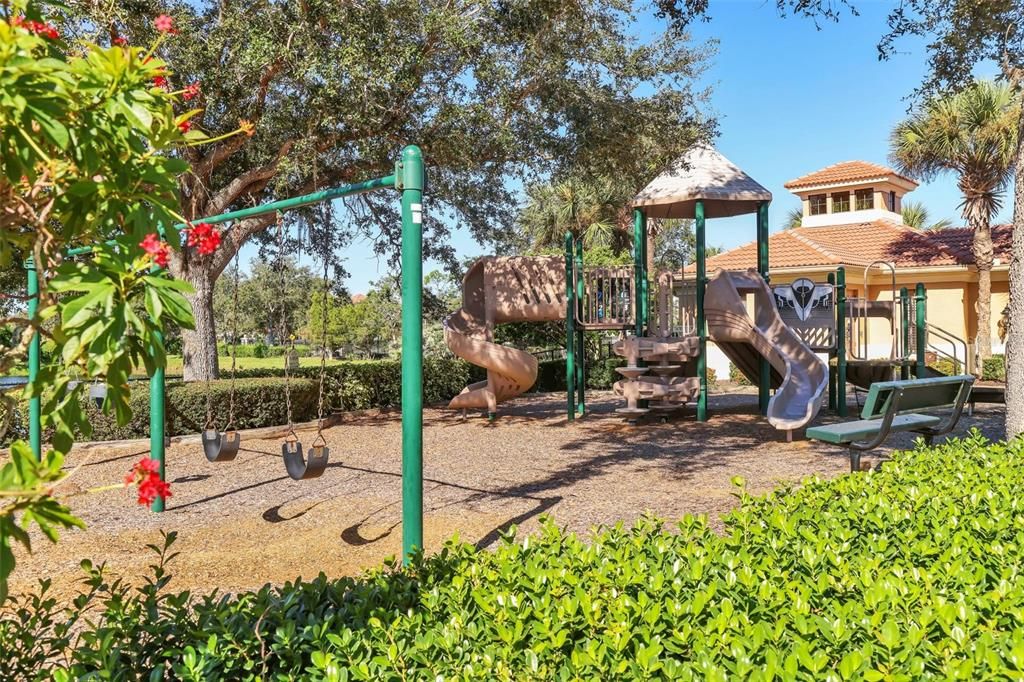 For Sale: $630,000 (3 beds, 2 baths, 2298 Square Feet)