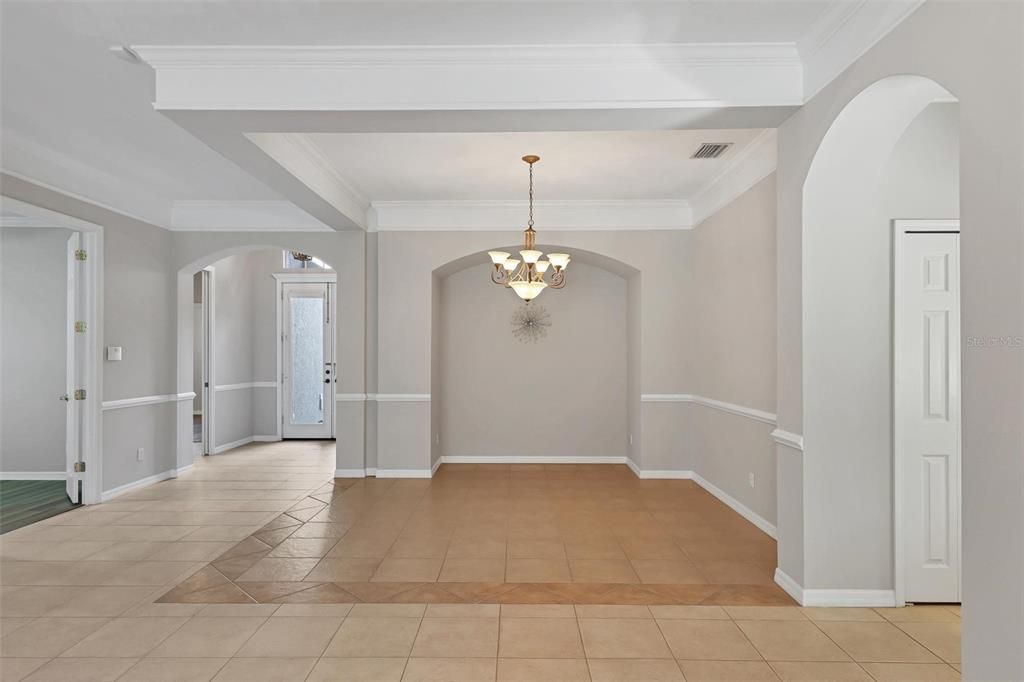 For Sale: $630,000 (3 beds, 2 baths, 2298 Square Feet)