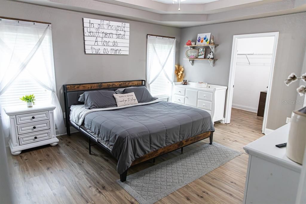 For Sale: $749,000 (3 beds, 2 baths, 1841 Square Feet)