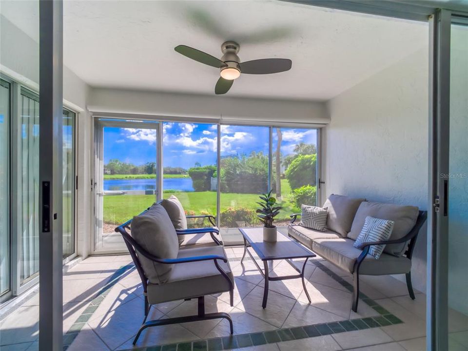 出租: $4,400 (2 贝兹, 2 浴室, 1127 平方英尺)