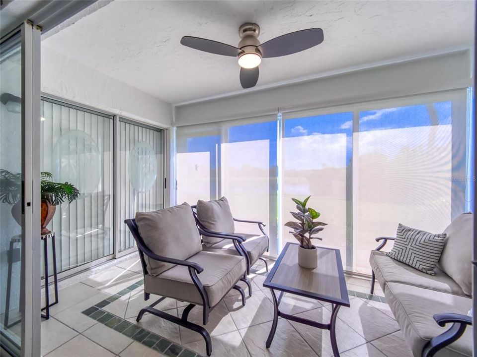 出租: $4,400 (2 贝兹, 2 浴室, 1127 平方英尺)