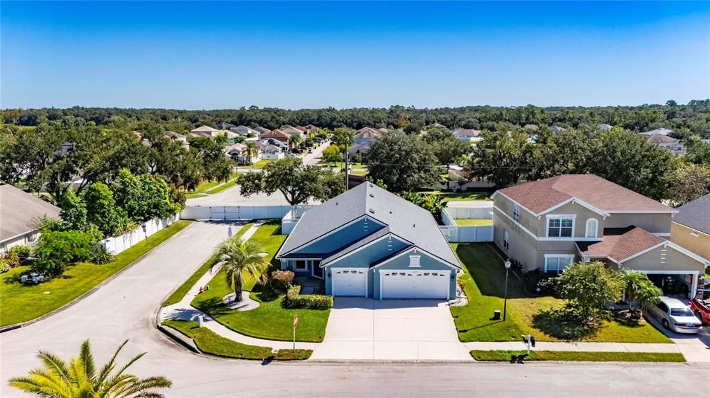 En Venta: $359,000 (3 camas, 2 baños, 1853 Pies cuadrados)