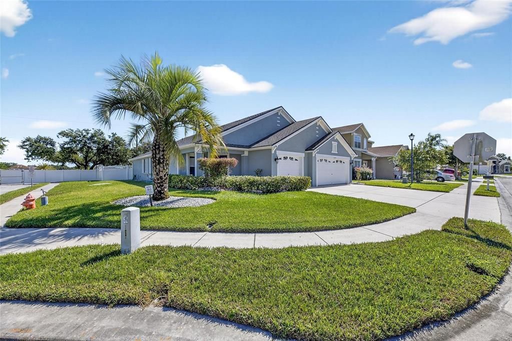 En Venta: $359,000 (3 camas, 2 baños, 1853 Pies cuadrados)