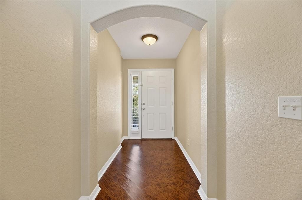 En Venta: $359,000 (3 camas, 2 baños, 1853 Pies cuadrados)