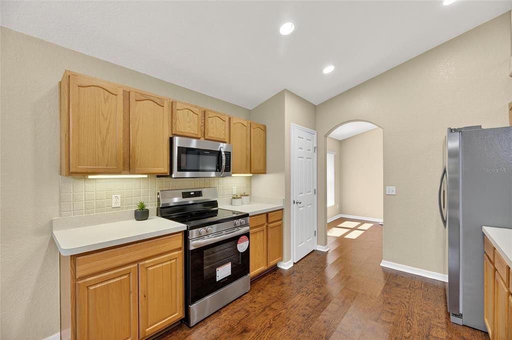 En Venta: $359,000 (3 camas, 2 baños, 1853 Pies cuadrados)