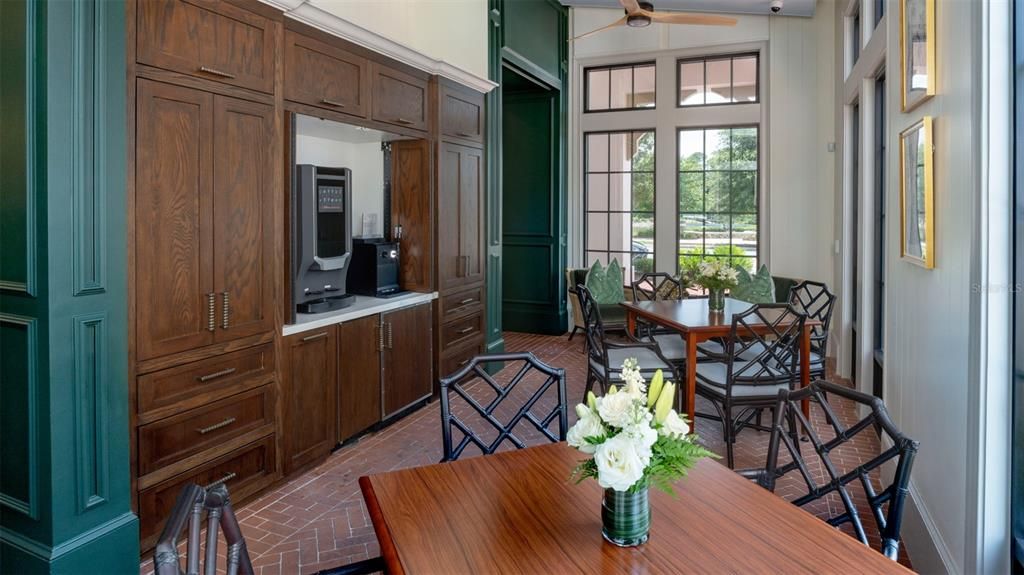 For Rent: $2,940 (2 beds, 2 baths, 1296 Square Feet)