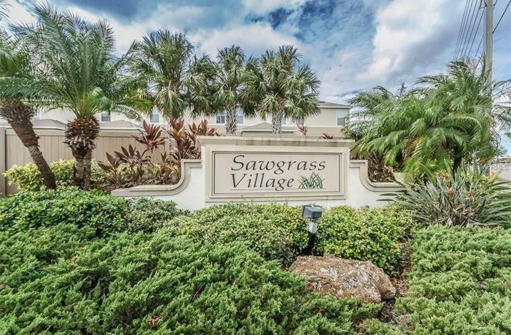 Activo con contrato: $2,195 (3 camas, 2 baños, 1610 Pies cuadrados)