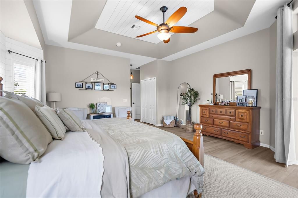 待售: $849,995 (3 贝兹, 3 浴室, 2519 平方英尺)