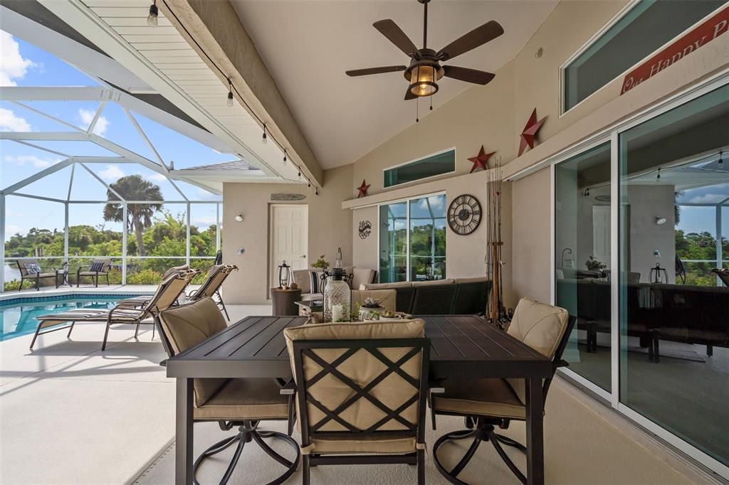 待售: $849,995 (3 贝兹, 3 浴室, 2519 平方英尺)