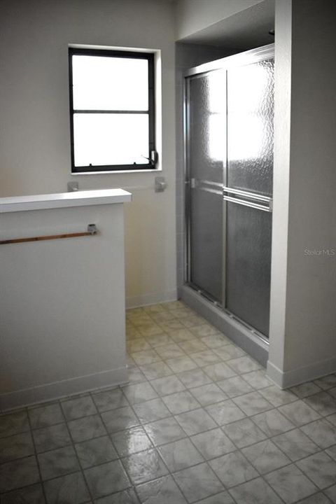 Active With Contract: $2,495 (3 beds, 2 baths, 2348 Square Feet)