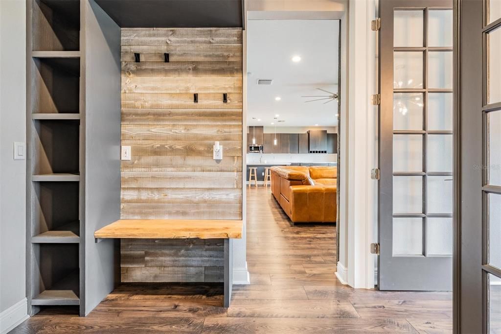 En Venta: $839,900 (5 camas, 3 baños, 3433 Pies cuadrados)