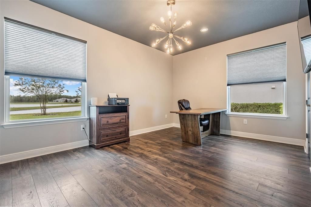 En Venta: $839,900 (5 camas, 3 baños, 3433 Pies cuadrados)