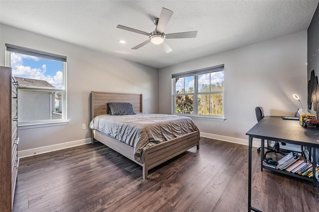 En Venta: $839,900 (5 camas, 3 baños, 3433 Pies cuadrados)