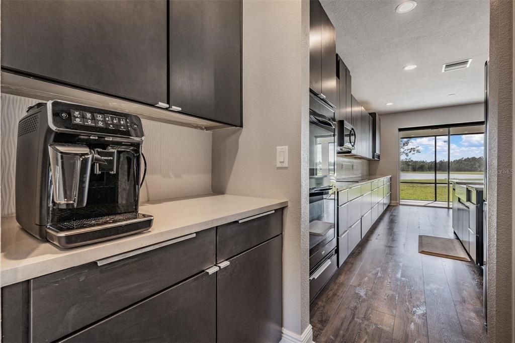 En Venta: $839,900 (5 camas, 3 baños, 3433 Pies cuadrados)