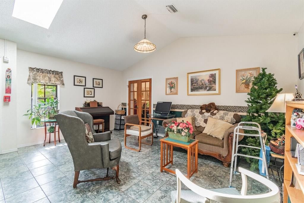 For Sale: $2,200,000 (0 beds, 0 baths, 6203 Square Feet)