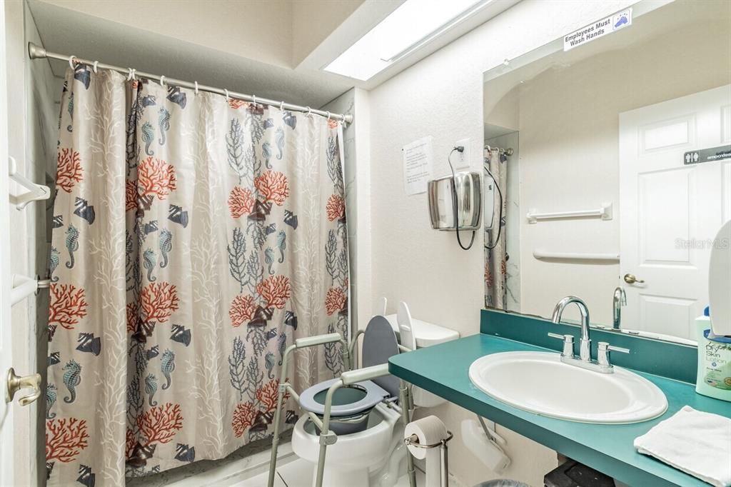 For Sale: $2,200,000 (0 beds, 0 baths, 6203 Square Feet)