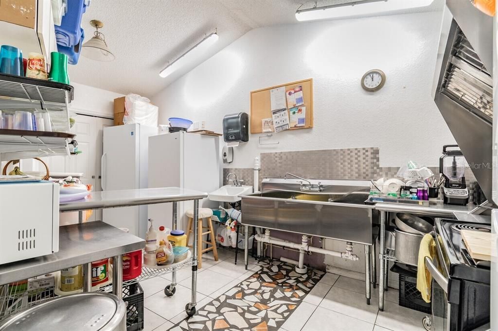 For Sale: $2,200,000 (0 beds, 0 baths, 6203 Square Feet)