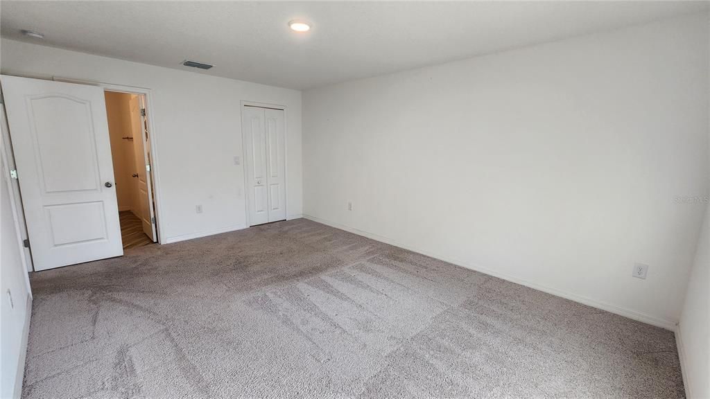 待售: $275,000 (3 贝兹, 2 浴室, 1425 平方英尺)