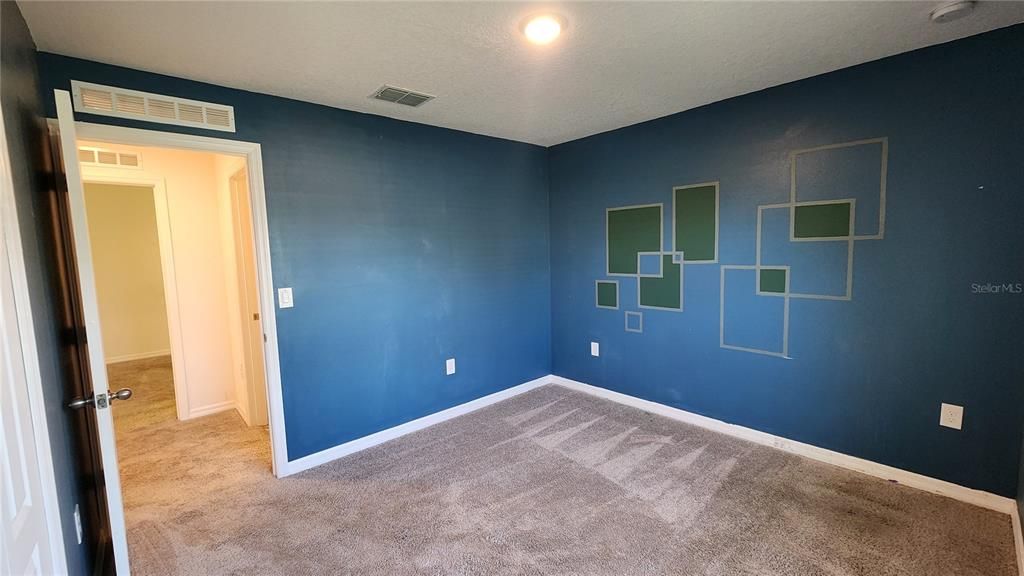 待售: $275,000 (3 贝兹, 2 浴室, 1425 平方英尺)