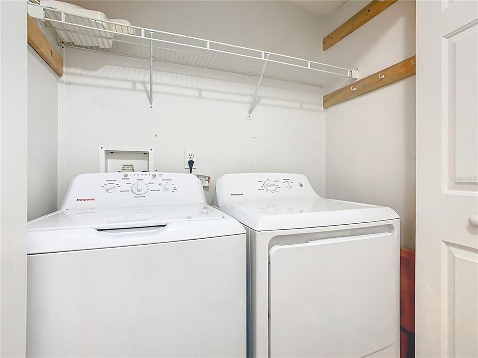 Active With Contract: $245,000 (2 beds, 2 baths, 1104 Square Feet)