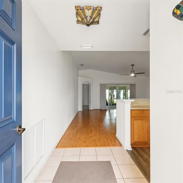 En Venta: $250,000 (3 camas, 2 baños, 1580 Pies cuadrados)