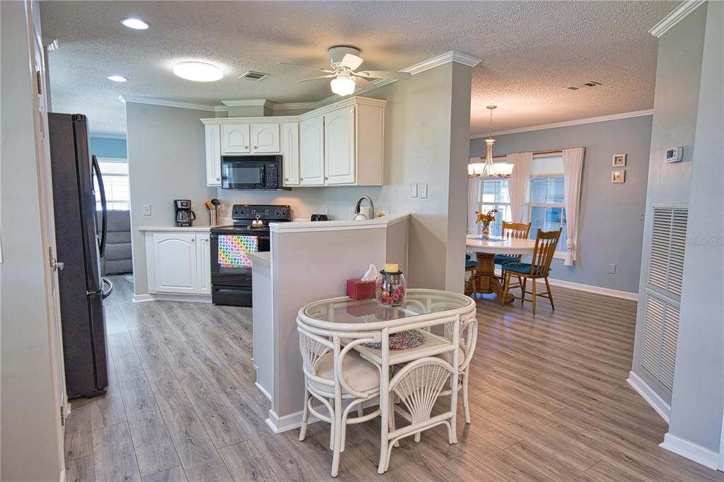 En Venta: $200,000 (2 camas, 2 baños, 1248 Pies cuadrados)