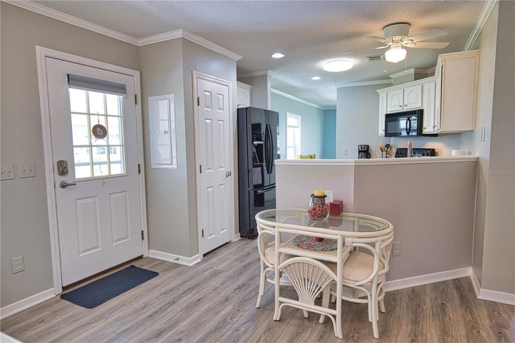 En Venta: $200,000 (2 camas, 2 baños, 1248 Pies cuadrados)