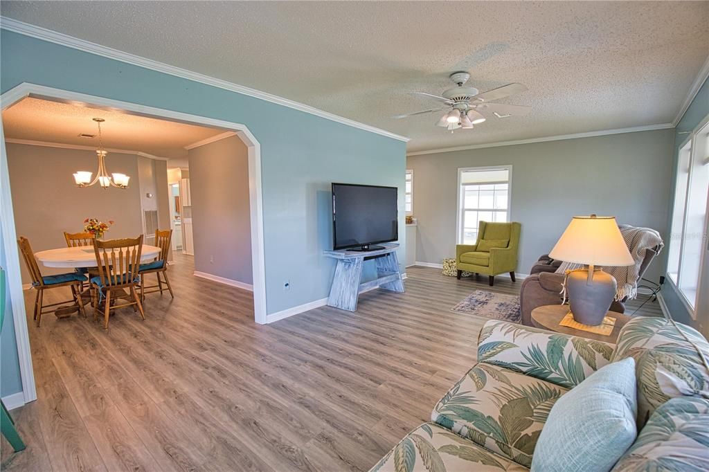 En Venta: $200,000 (2 camas, 2 baños, 1248 Pies cuadrados)