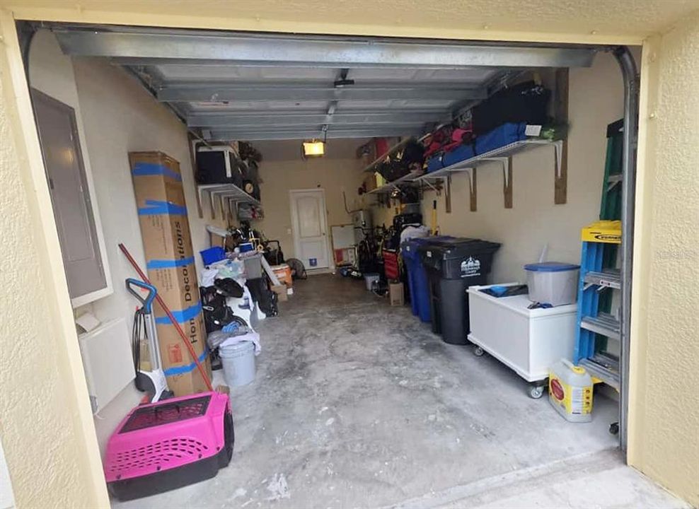 For Sale: $330,000 (3 beds, 2 baths, 1681 Square Feet)