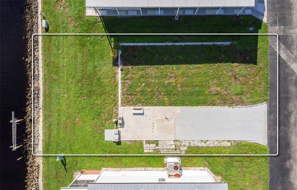 En Venta: $39,500 (0.09 acres)