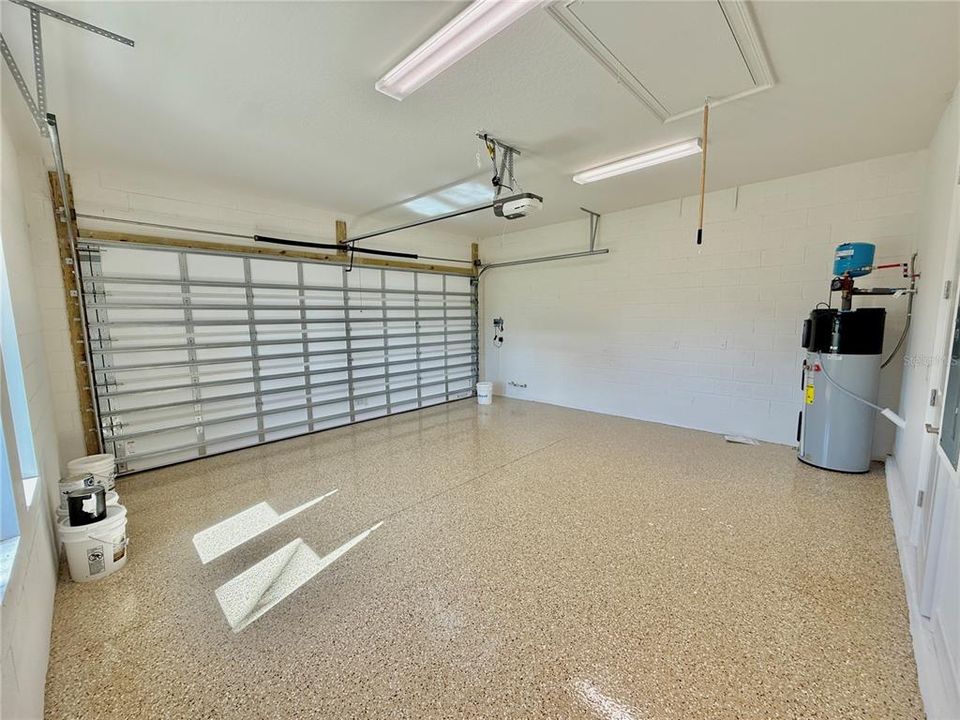 待售: $1,245,000 (3 贝兹, 2 浴室, 2301 平方英尺)