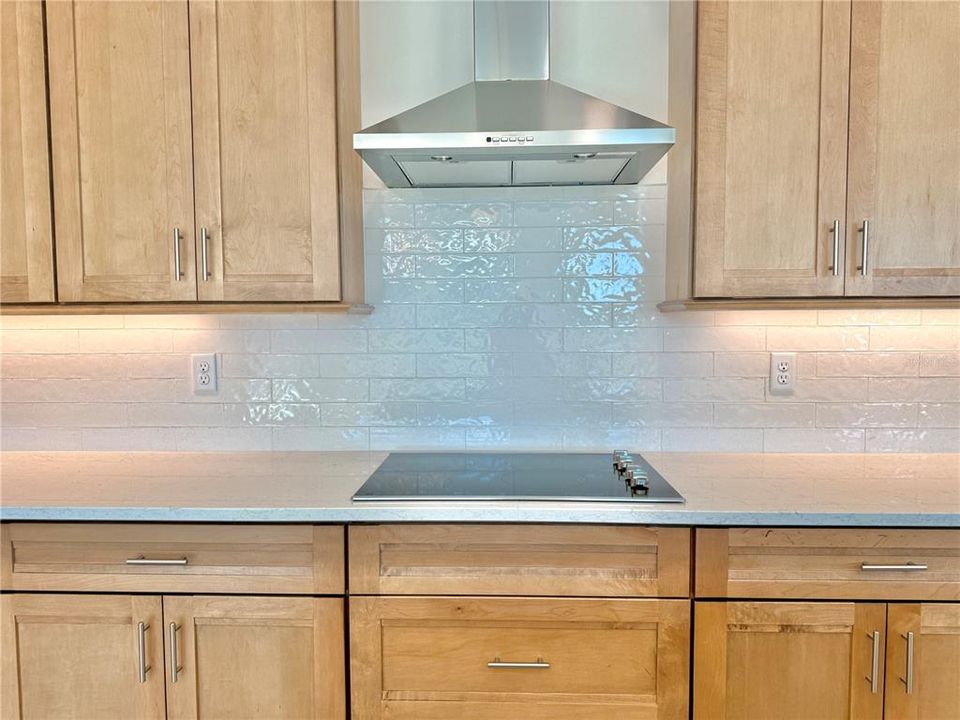 待售: $1,245,000 (3 贝兹, 2 浴室, 2301 平方英尺)