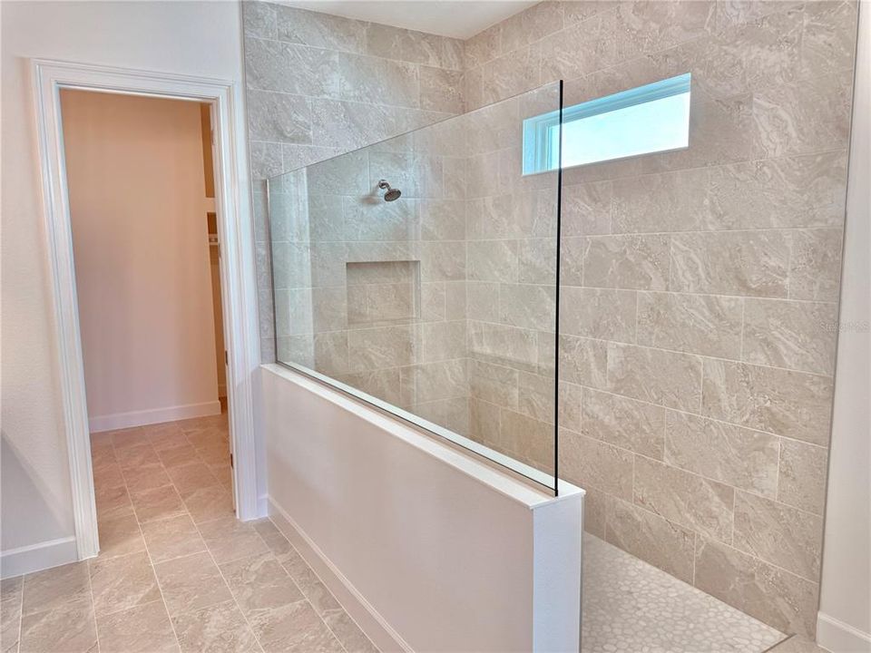 待售: $1,245,000 (3 贝兹, 2 浴室, 2301 平方英尺)