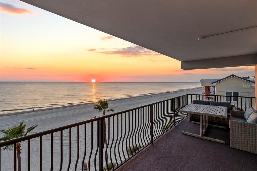 待售: $995,000 (3 贝兹, 2 浴室, 1480 平方英尺)