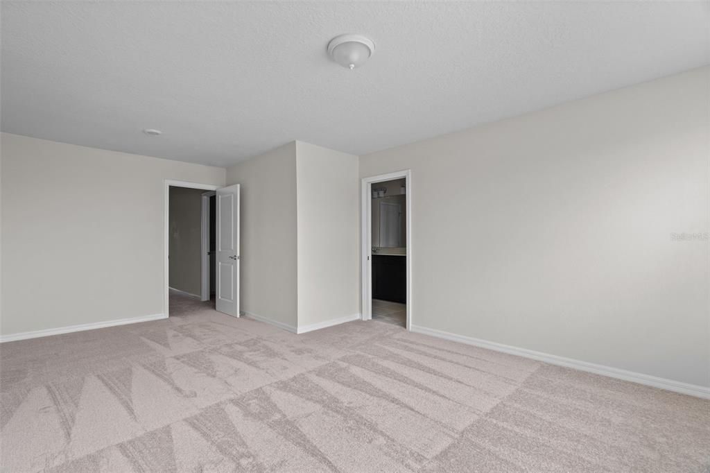 出租: $2,497 (4 贝兹, 3 浴室, 1847 平方英尺)