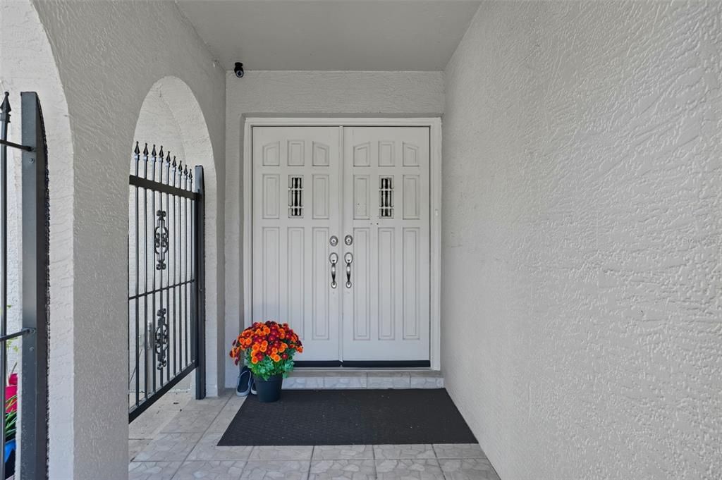 Active With Contract: $625,000 (5 beds, 3 baths, 3162 Square Feet)