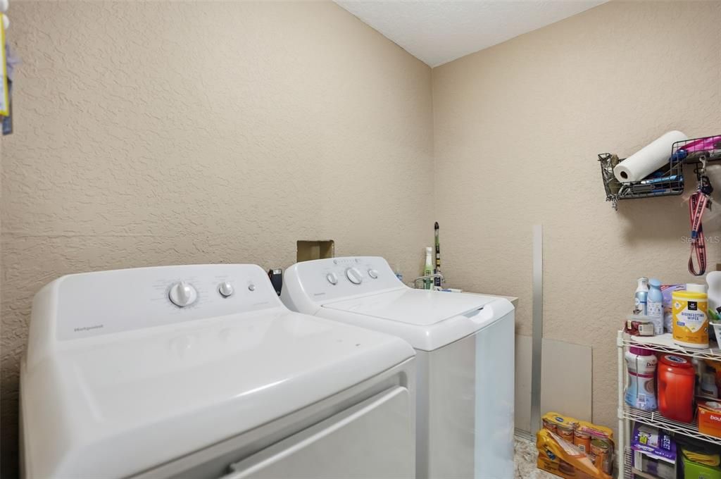 Active With Contract: $625,000 (5 beds, 3 baths, 3162 Square Feet)