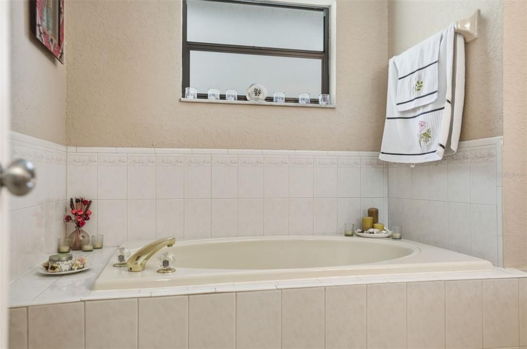 Active With Contract: $625,000 (5 beds, 3 baths, 3162 Square Feet)