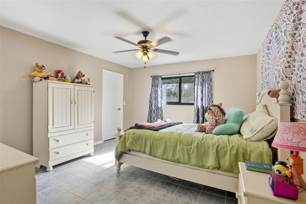 Active With Contract: $625,000 (5 beds, 3 baths, 3162 Square Feet)